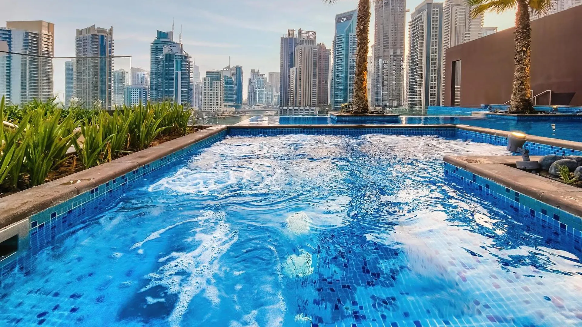 1Bd On High Floor Of Marina Gate Tower Apartment Dubai